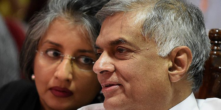 රනිල්ගේ බිරිඳ මෛත්‍රී වික්‍රමසිංහට FCIDය හමුවේ පෙනී සිටින ලෙස දැනුම්දීමක්