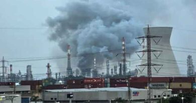 ඊශ්‍රායලයේ විශාලම තෙල් පිරිපහදුවට මිසයිල ප්‍රහාරයක්