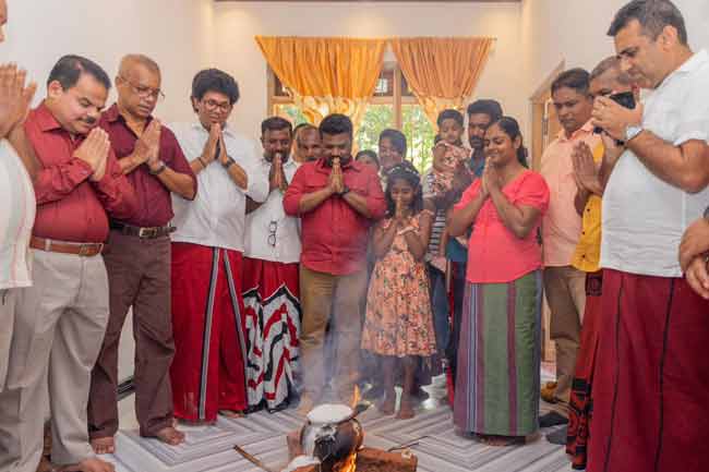 රජයේ වන්දි යටතේ යළි ඉදිකෙරුණු නව නිවසක ජනපති අලුත් අවුරුදු සමරයි