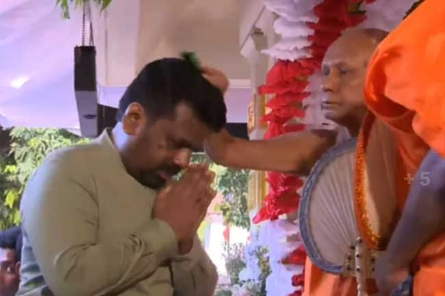 හිසතෙල් ගෑමේ නැකත උදාවෙයි