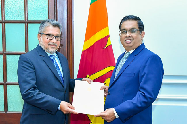 බලශක්ති අමාත්‍යාංශයේ නව ලේකම්වරයා ලෙස ජී.එම්.ආර්.ඩී. අපොන්සු මහතා පත් කෙරේ