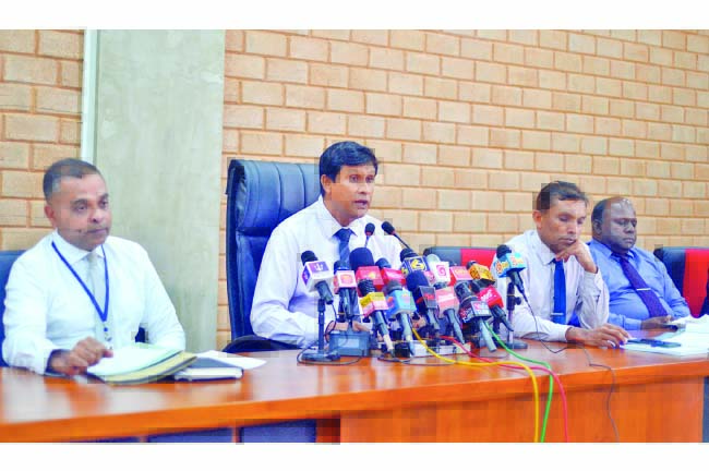 ඛනිජ ද්‍රව්‍ය කැණීම සහ ප්‍රවා­හ­න ප්‍රති­ප­ත්තිය සහ බල­පත්‍ර නිකුත් කිරීමේ නව ක්‍රමය සැප්තැ­ම්බර් 1දා සිට – භූ විද්‍යා සමී­ක්ෂණ හා පතල් කාර්යාං­ශය